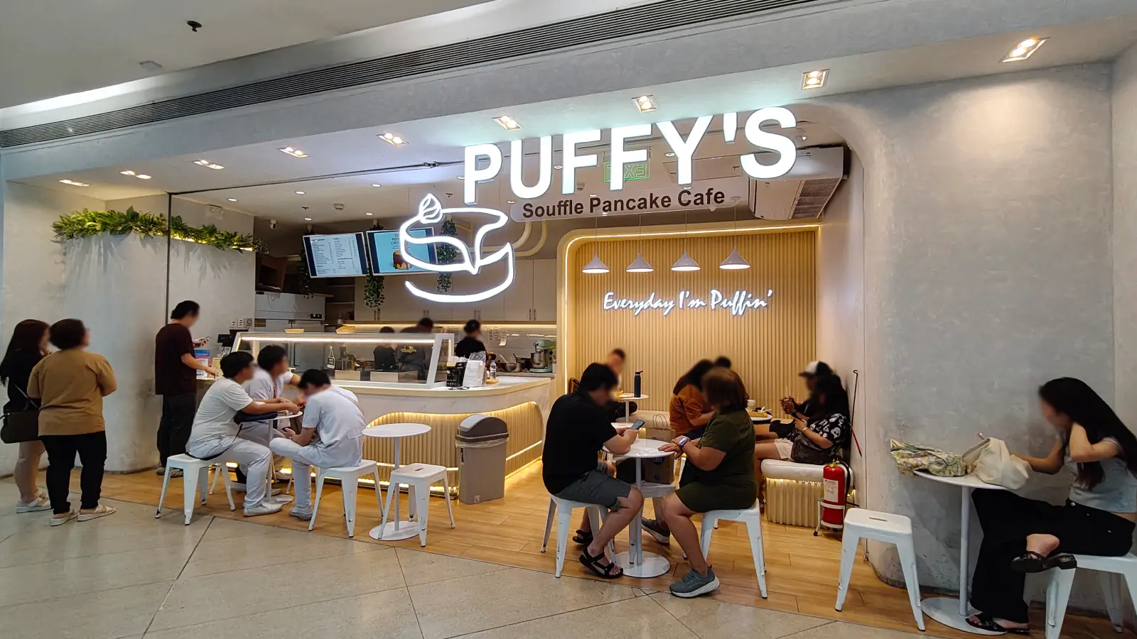 PUFFY'S in Gateway Mall